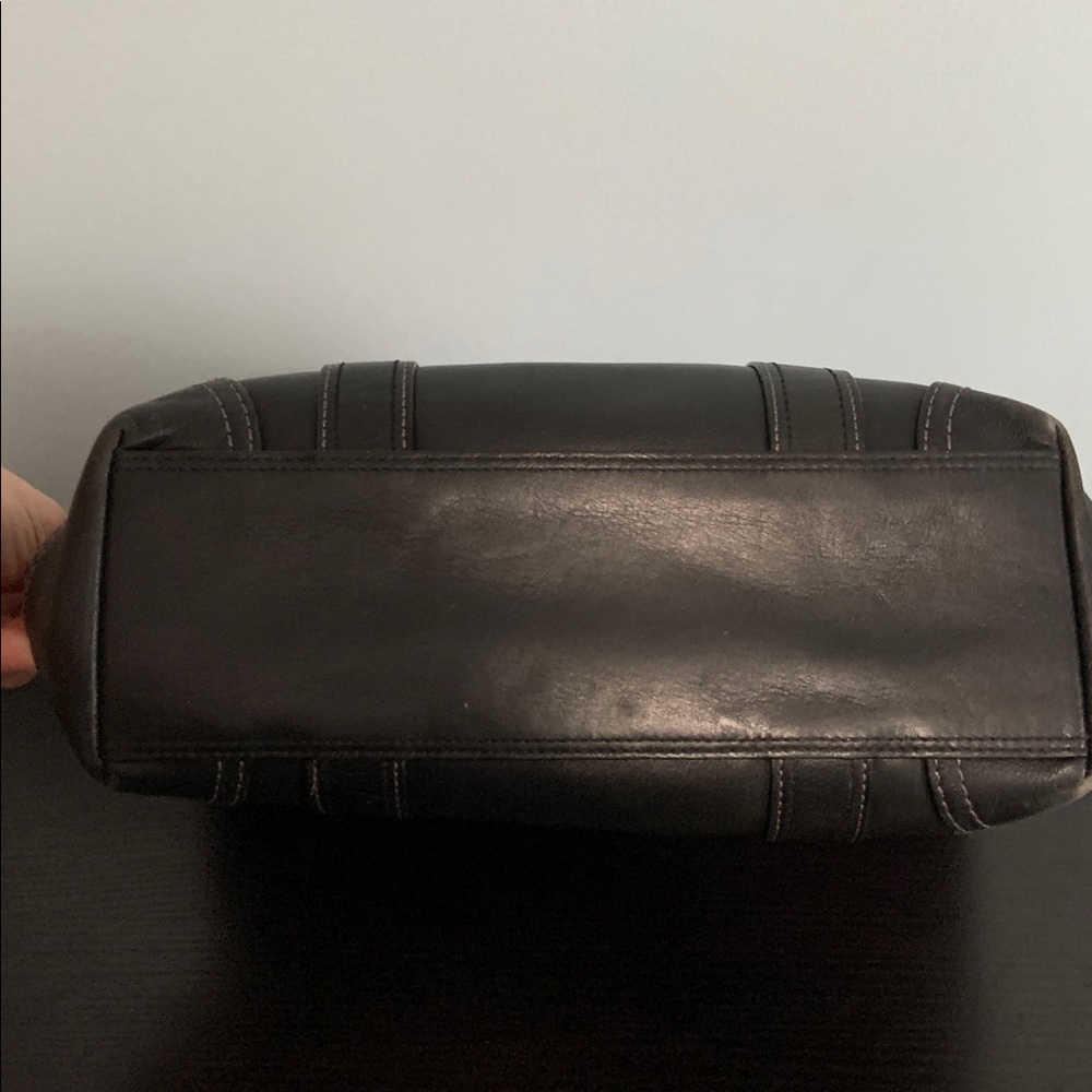 Coach Hampton Black Leather Tote Bag #F10194 - Picture 5 of 13